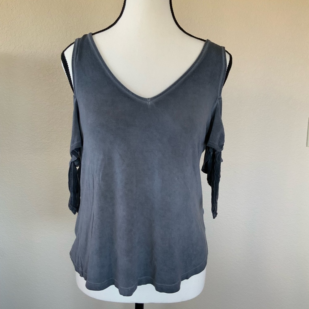Women’s American Eagle Off-shoulder Top